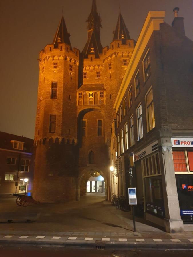 B&B Bij De Sassenpoort Zwolle  Eksteriør bilde